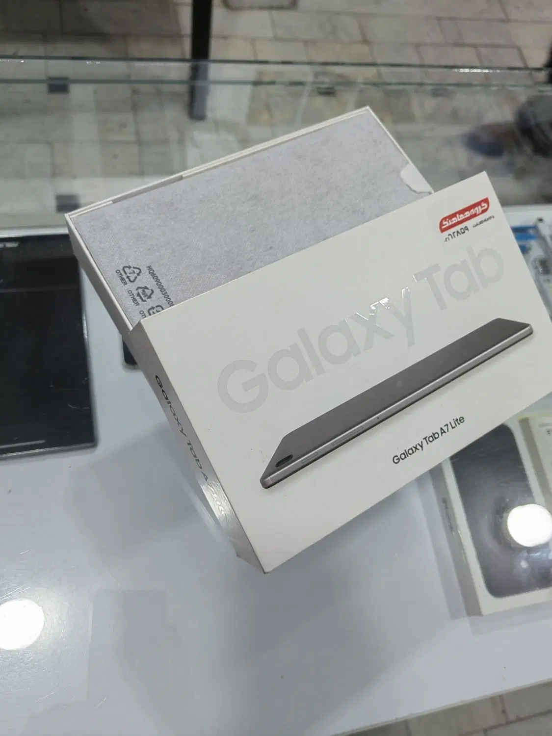 tab a7 lite|تبلت|قم, چهل درخت‎|دیوار
