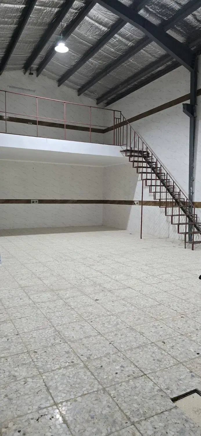 اجاره سوله ۱۰۰ متری|اجارهٔ دفتر صنعتی، کشاورزی، تجاری|خمینی‌شهر, |دیوار