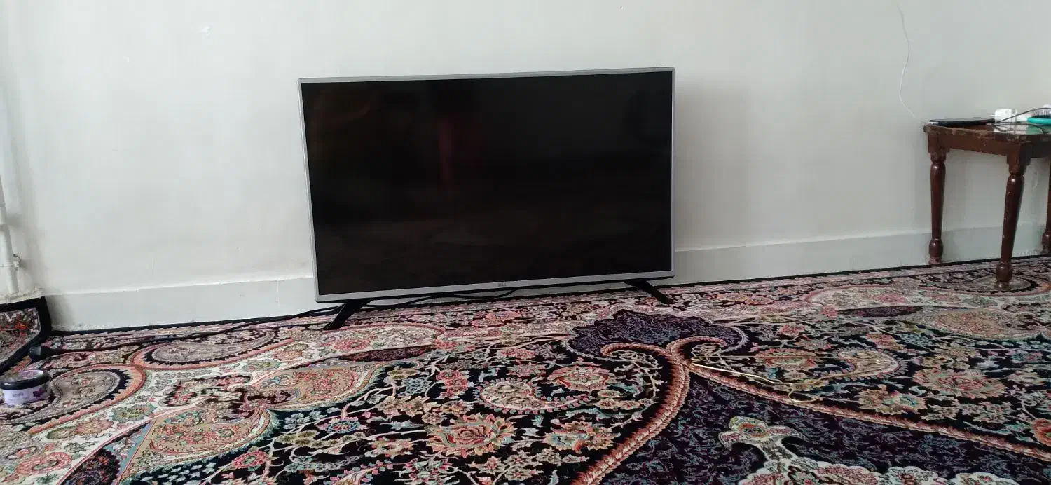 LED چهل و سه ال جی|تلویزیون و پروژکتور|بروجرد, |دیوار