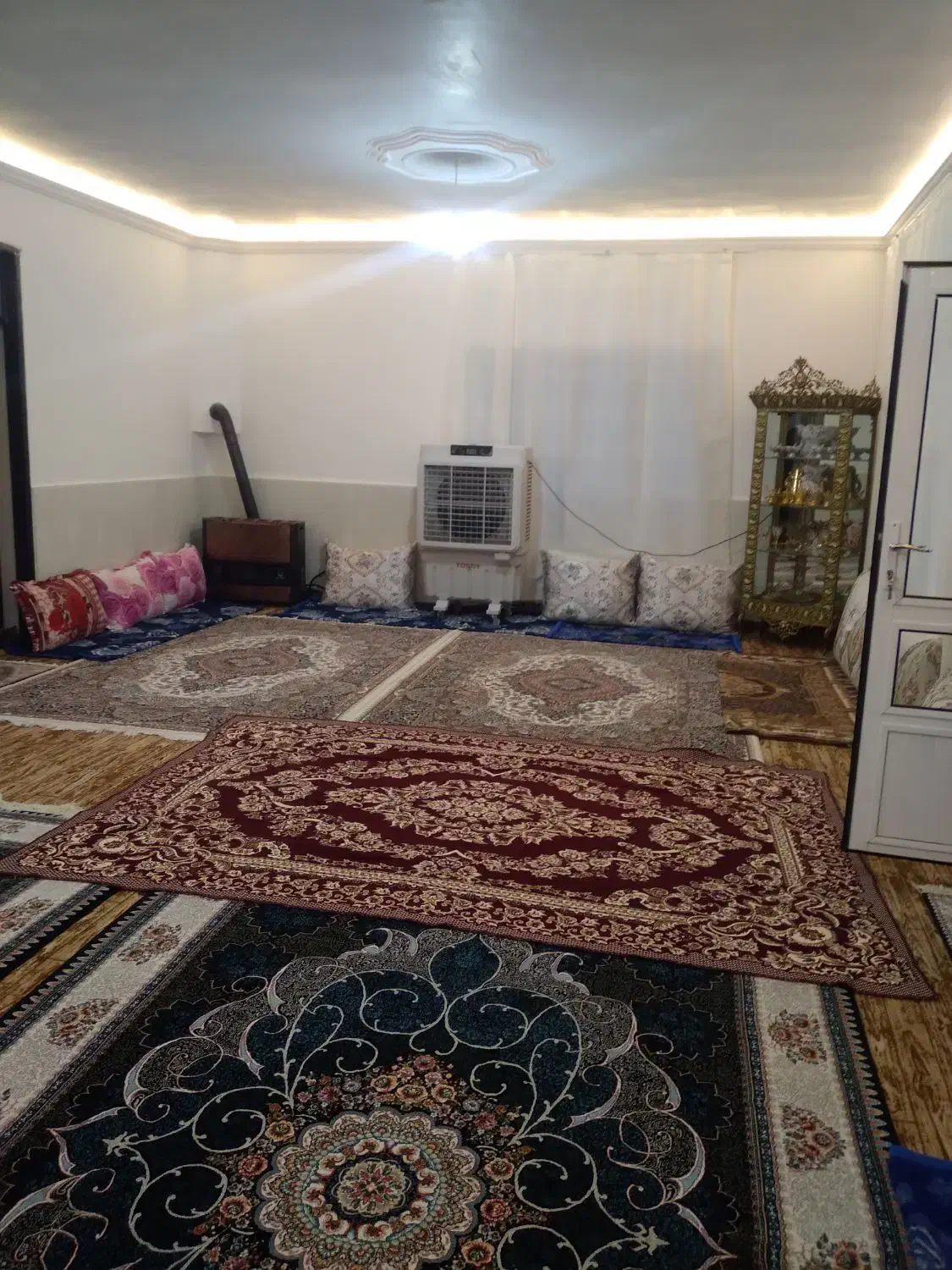 اجاره روزانه/هفتگی/ماهانه آپارتمان ۱۰۰۰ متری|اجارهٔ کوتاه‌مدت آپارتمان و سوئیت|خوی, |دیوار