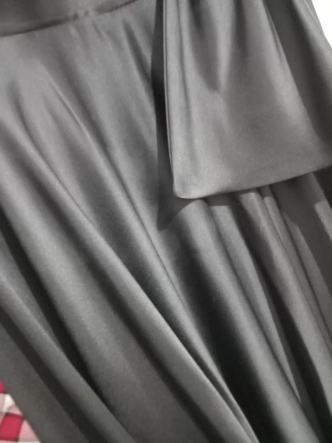 لباس مجلسی نو|لباس|اصفهان, بهارستان|دیوار