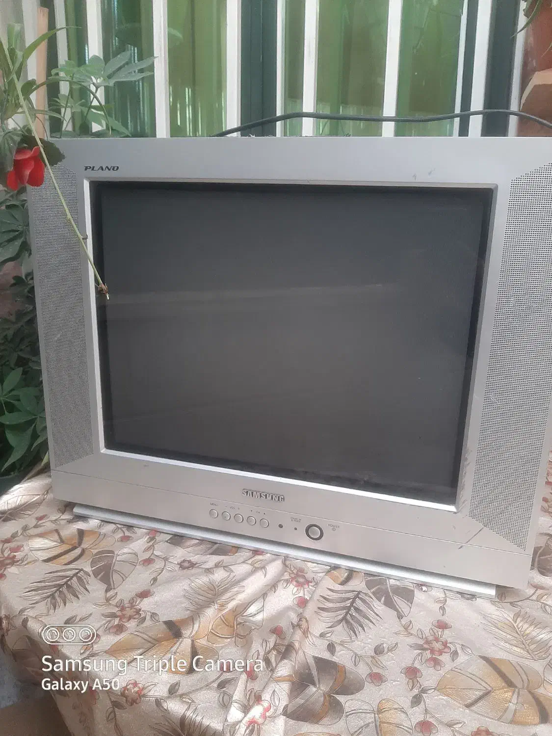 تلویزیون قدیمی سامسونگ|تلویزیون و پروژکتور|تهران, جوانمردان (اندیشه)|دیوار