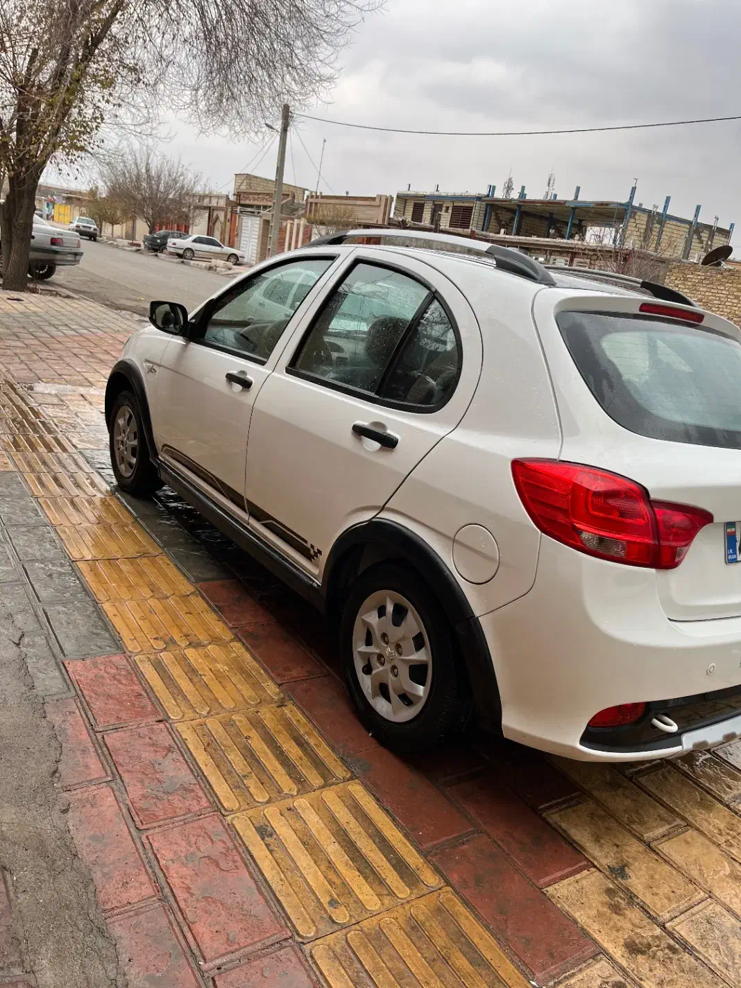 کوییک  R 402|خودرو سواری و وانت|سیرجان, |دیوار