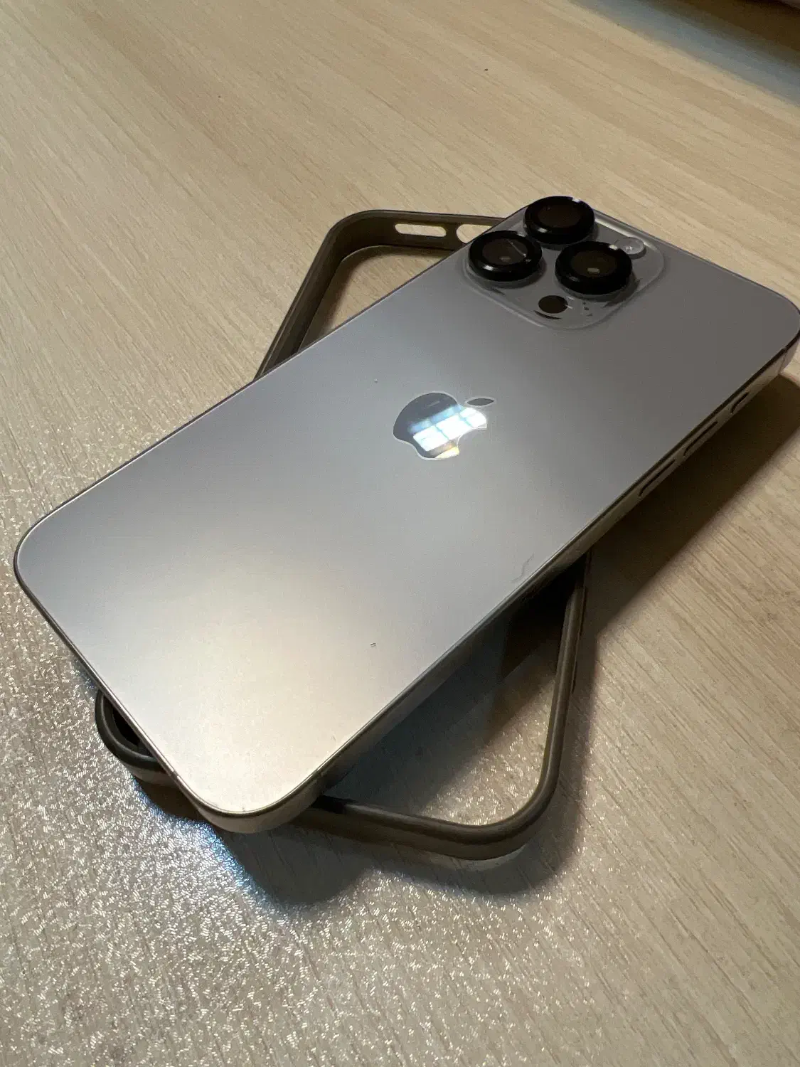 ایفون ۱۵ پرومکس ۲۵۶ در حد|موبایل|تهران, فردوس|دیوار