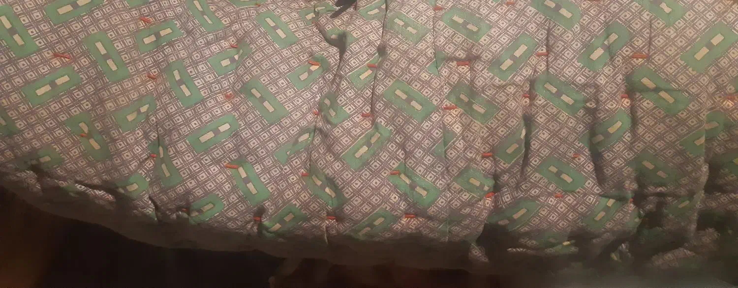 لحاف پشمی|رختخواب، بالش، پتو|مشهد, مشکینی (شهرک غرب)|دیوار