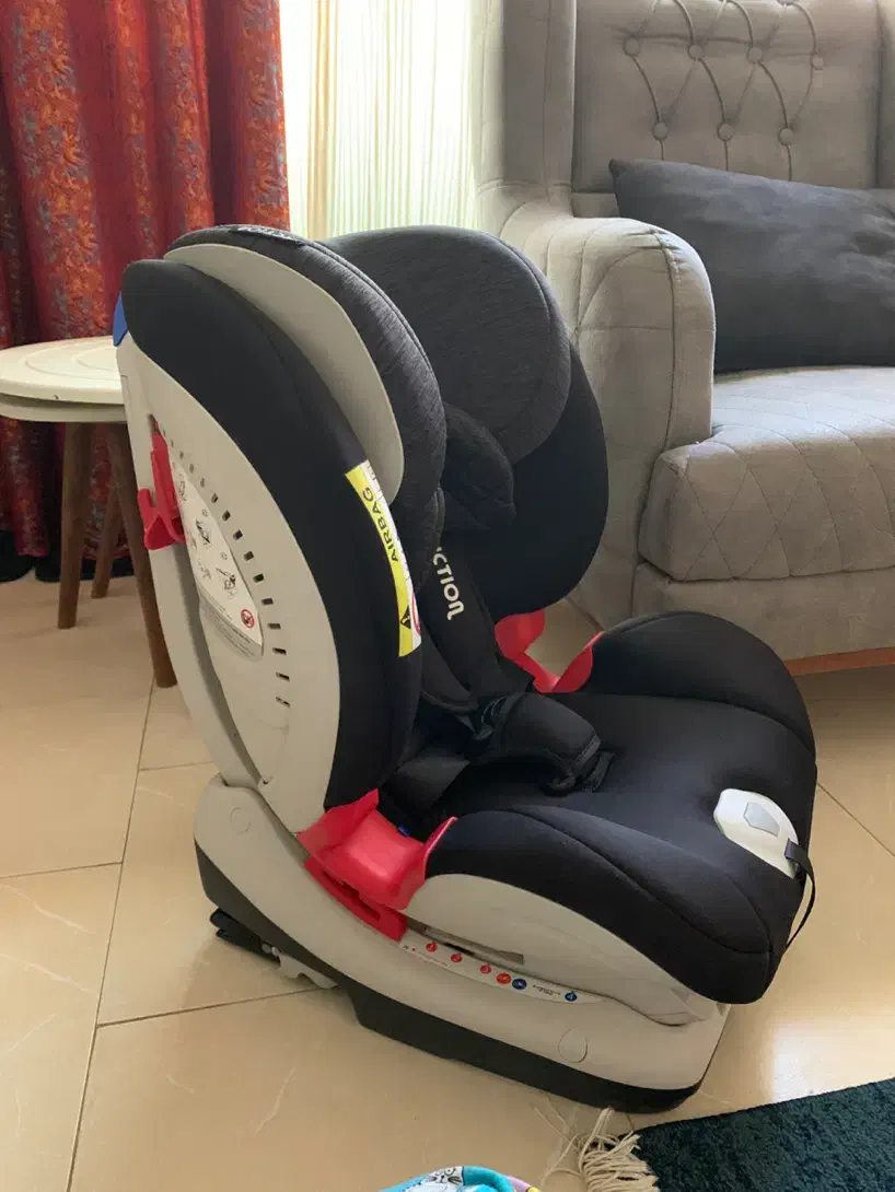 صندلی ماشین کودک|تخت و صندلی بچه|گرگان, |دیوار