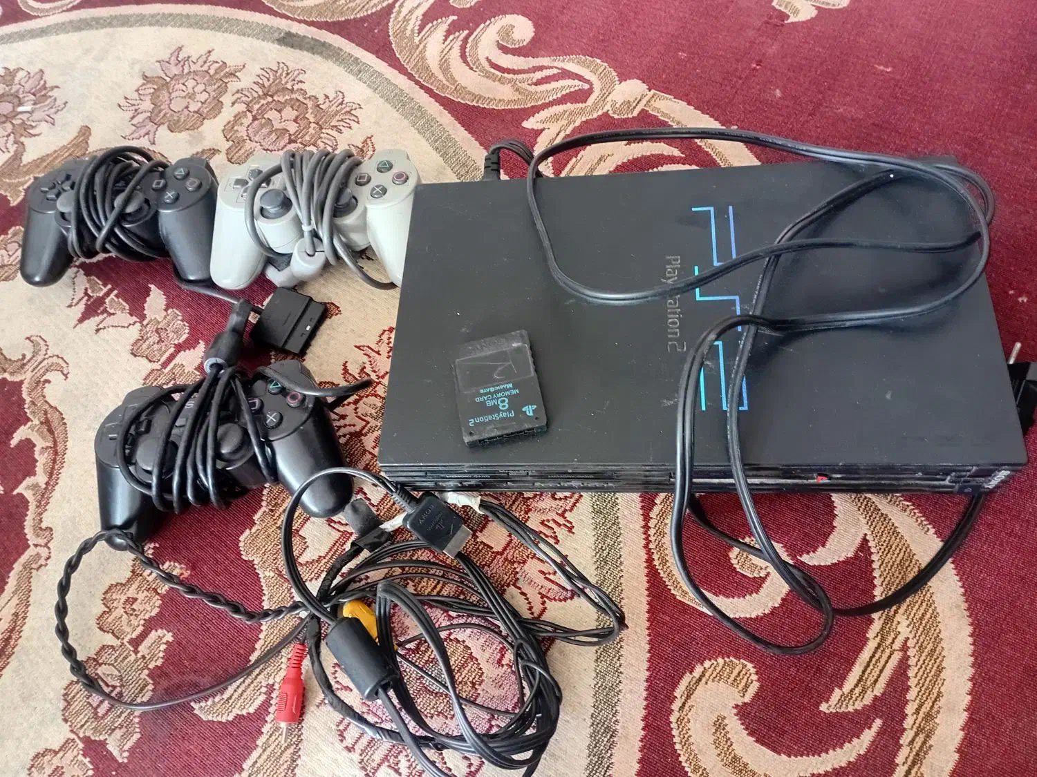 پلی سیشن ۲ صحیح و سالم فلش خور با سه دسته|کنسول، بازی ویدئویی و آنلاین|تربت جام, میان جام|دیوار