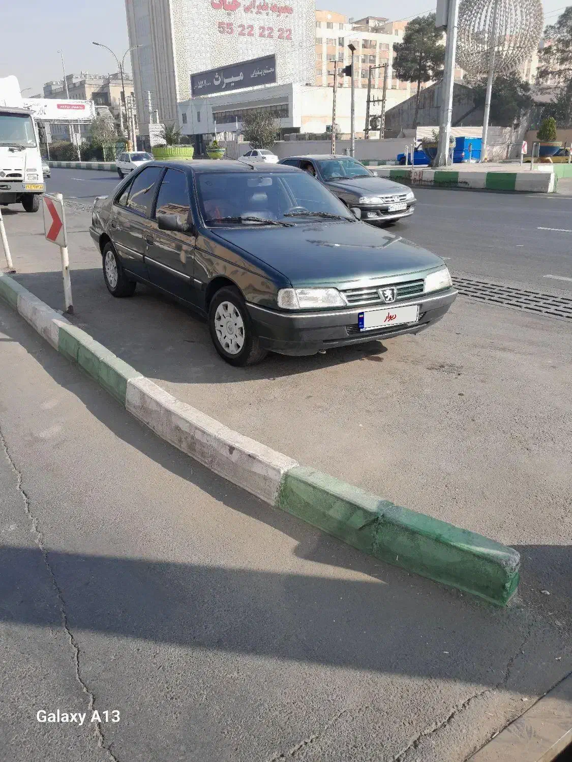 پژو ۴۰۵ مدل ۸۱ انژکتور|خودرو سواری و وانت|ری, شهید بهشتی|دیوار