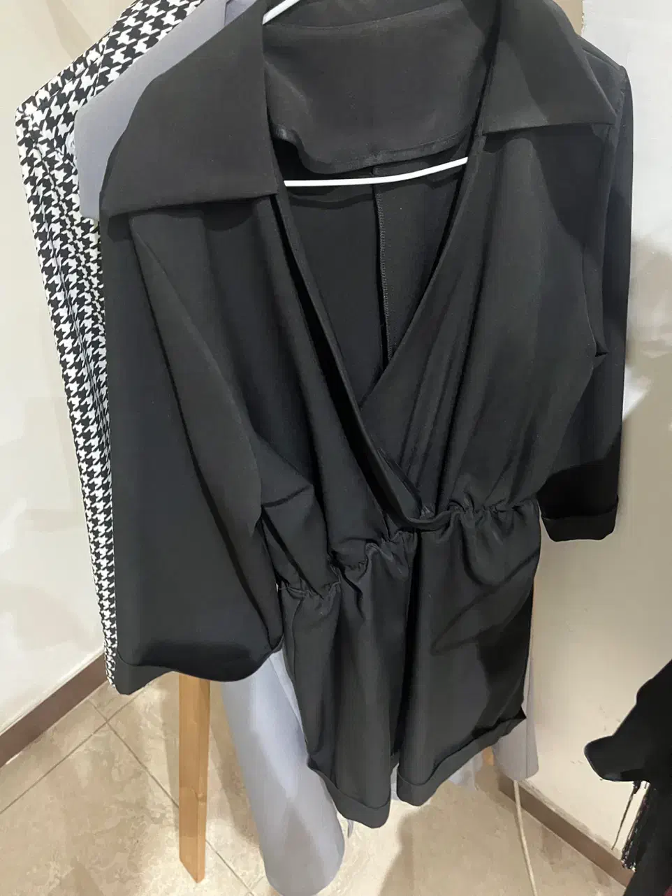 لباس|لباس|رشت, کاکتوس|دیوار