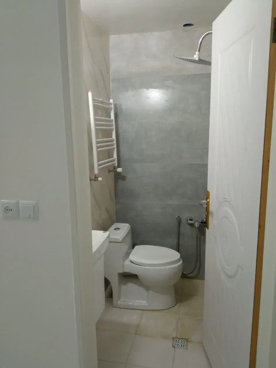 آپارتمان ۹۶ متری فرامرز ۵۶. وکالتی|فروش آپارتمان|مشهد, بهاران|دیوار