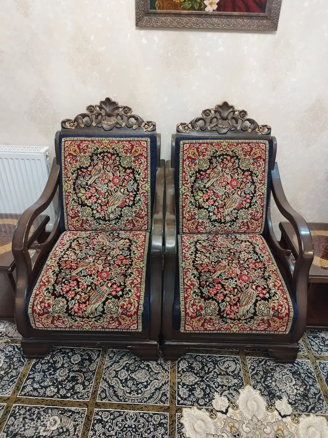 مبل قالی 6نفره|مبلمان خانگی و میز عسلی|بم, |دیوار