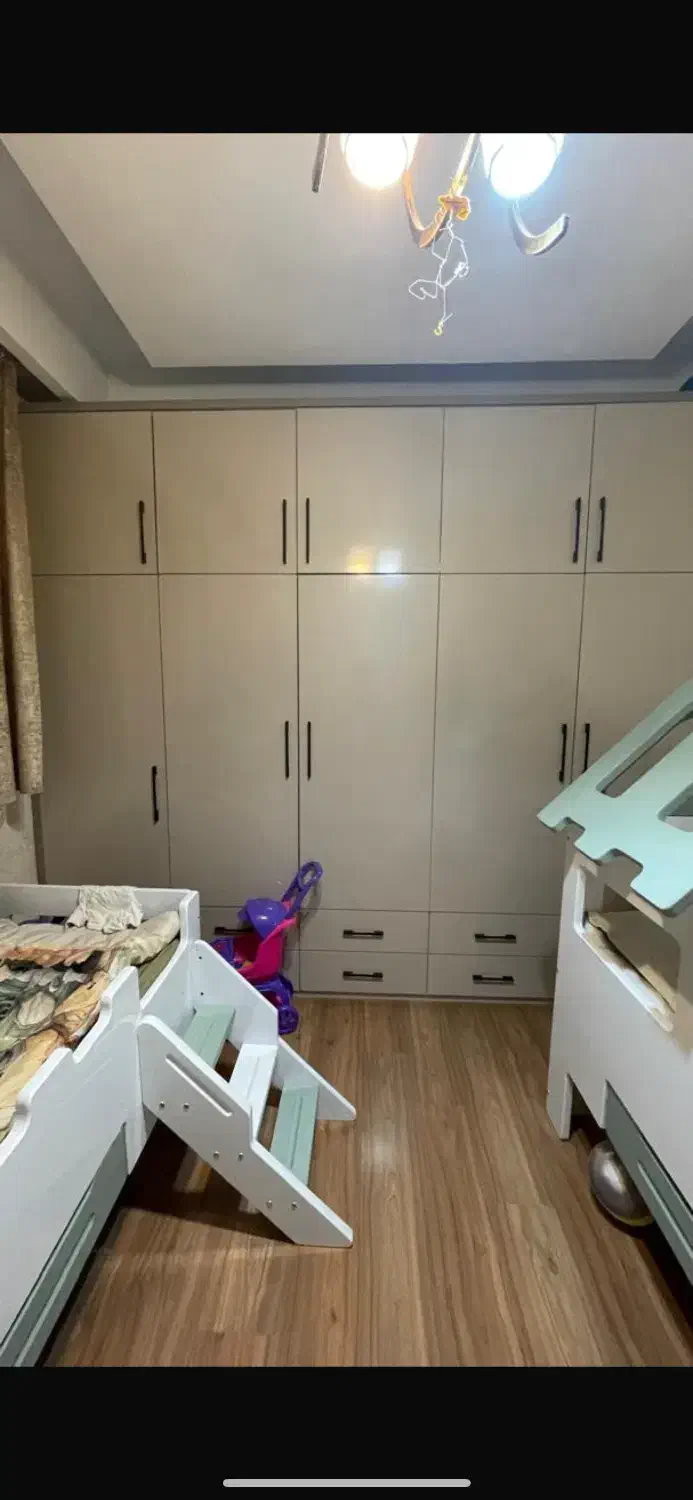 کمد دیواری خیلی کم کارکرد|جاکفشی، کمد، دراور|تهران, امامت|دیوار