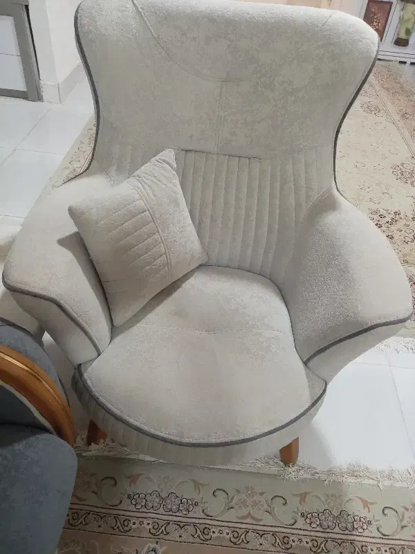 مبل راحتی|مبلمان خانگی و میز عسلی|تربتحیدریه, شهرک ولیعصر|دیوار