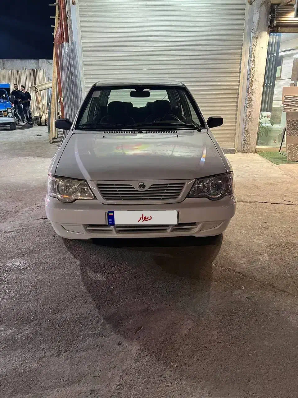 ۱۱۱ مدل ۹۱|خودرو سواری و وانت|رشت, نیروی دریایی|دیوار