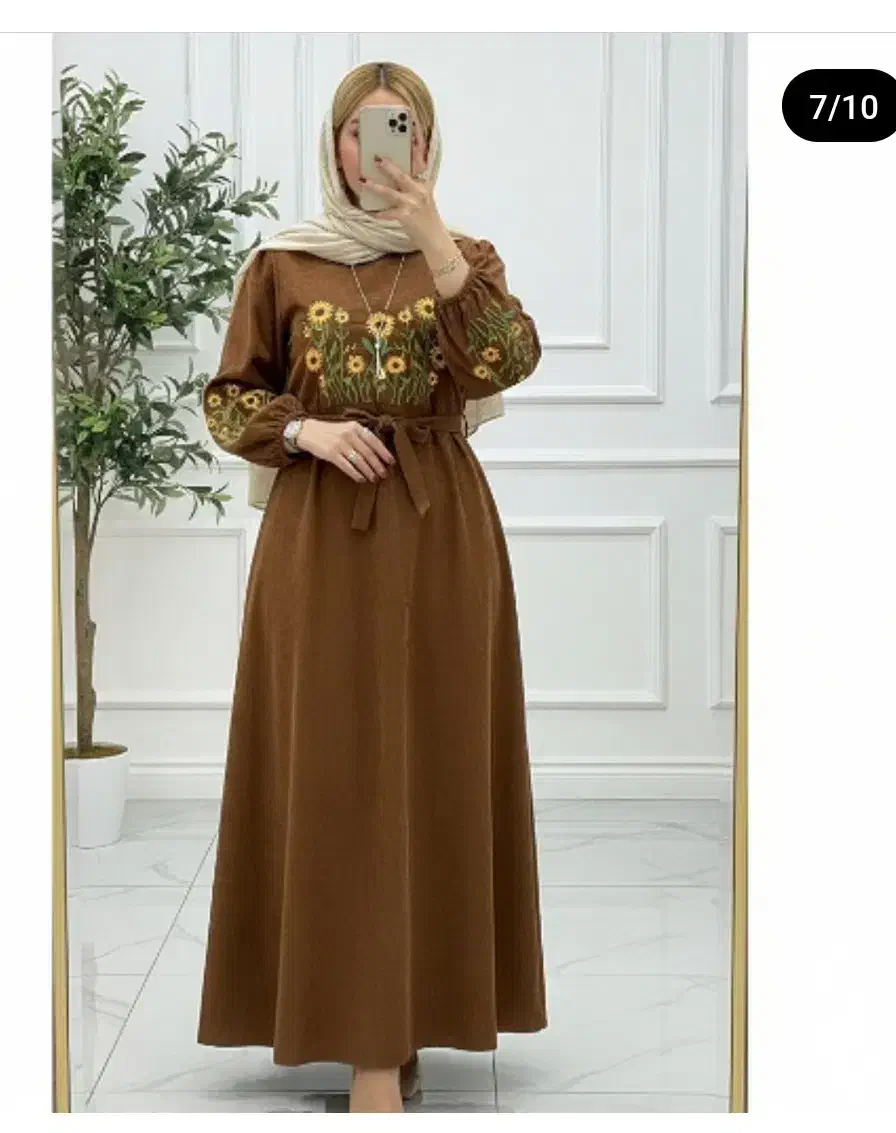 کفتان گلدوزی|لباس|اهواز, زندوکیلی|دیوار