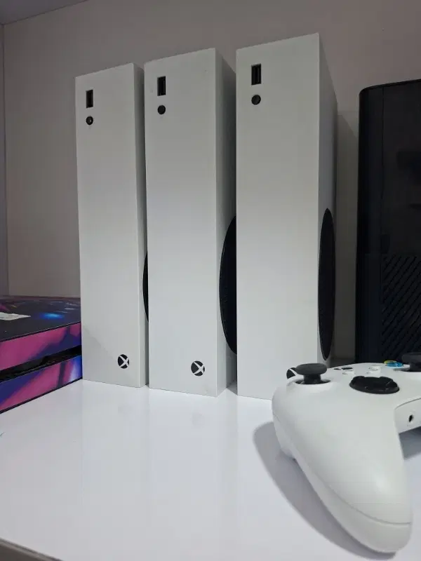 xbox sereis s|کنسول، بازی ویدئویی و آنلاین|شیراز, زند|دیوار
