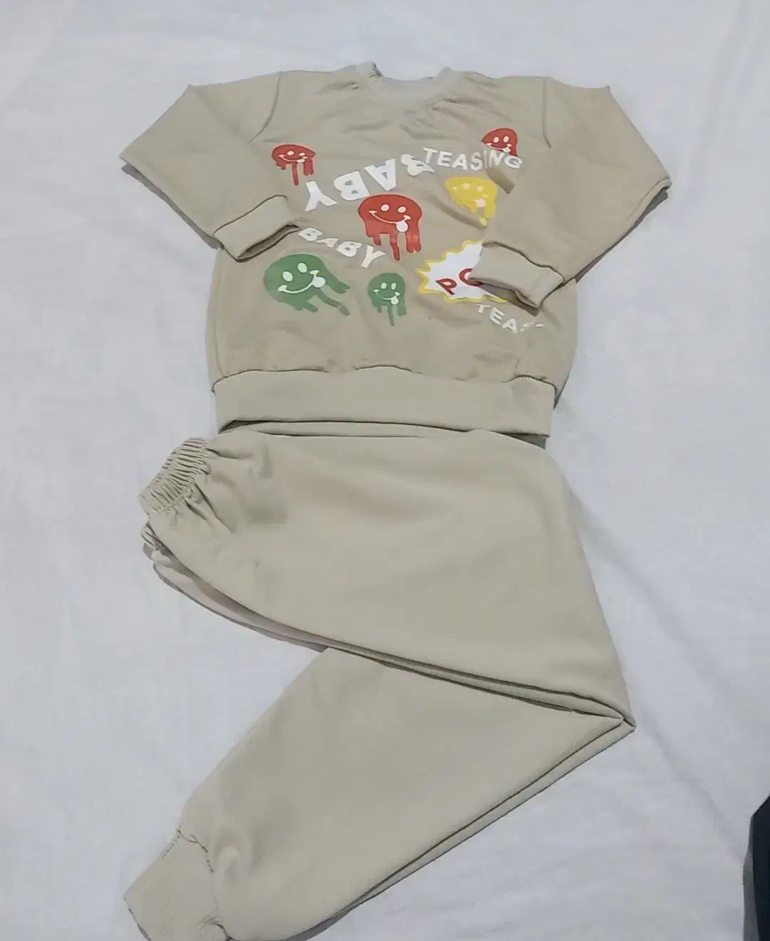 ست بچگانه ۱۹۸|کفش و لباس بچه|بروجرد, |دیوار