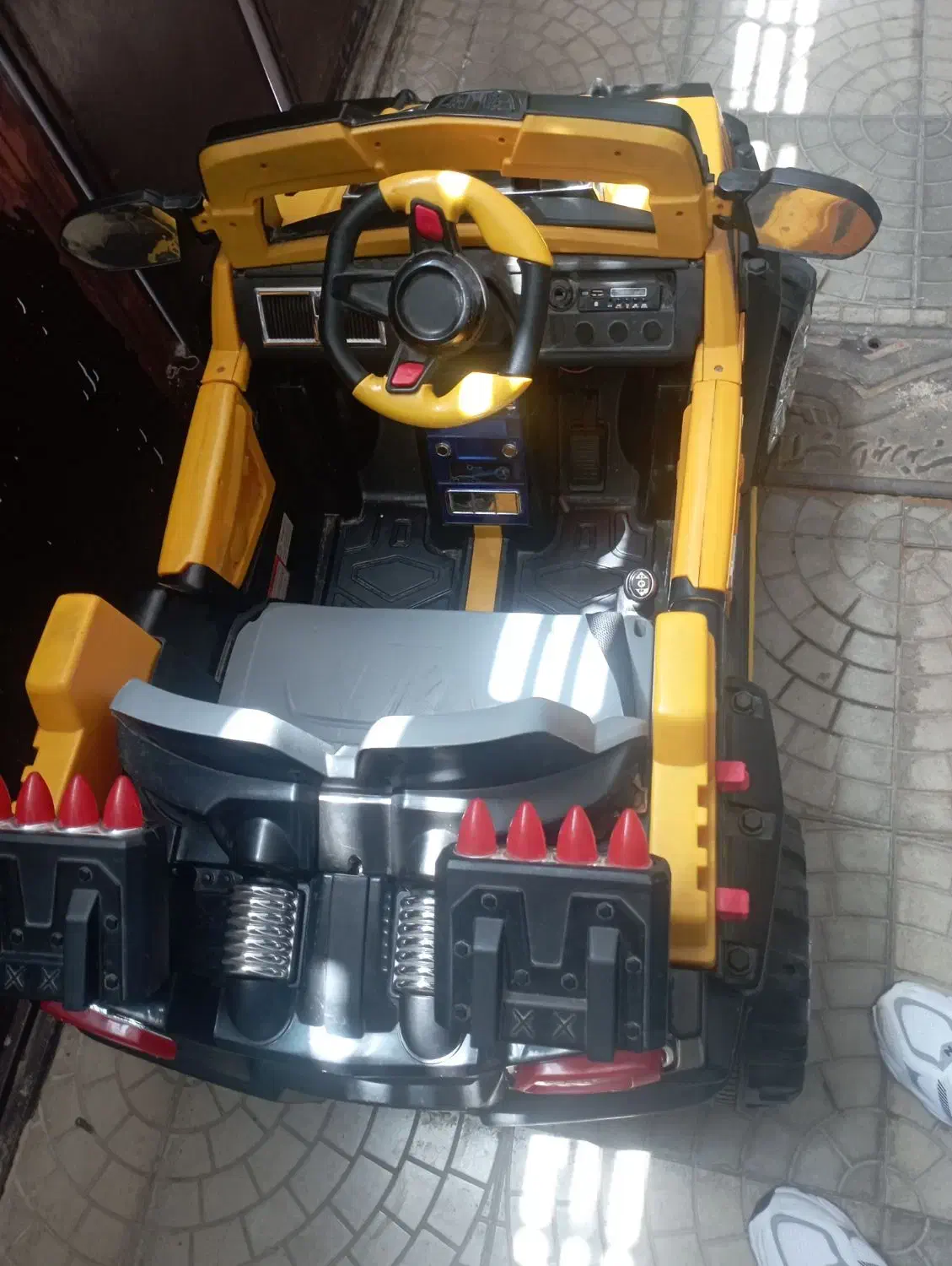 ماشین شارژی وارداتی|اسباببازی|سلماس, |دیوار