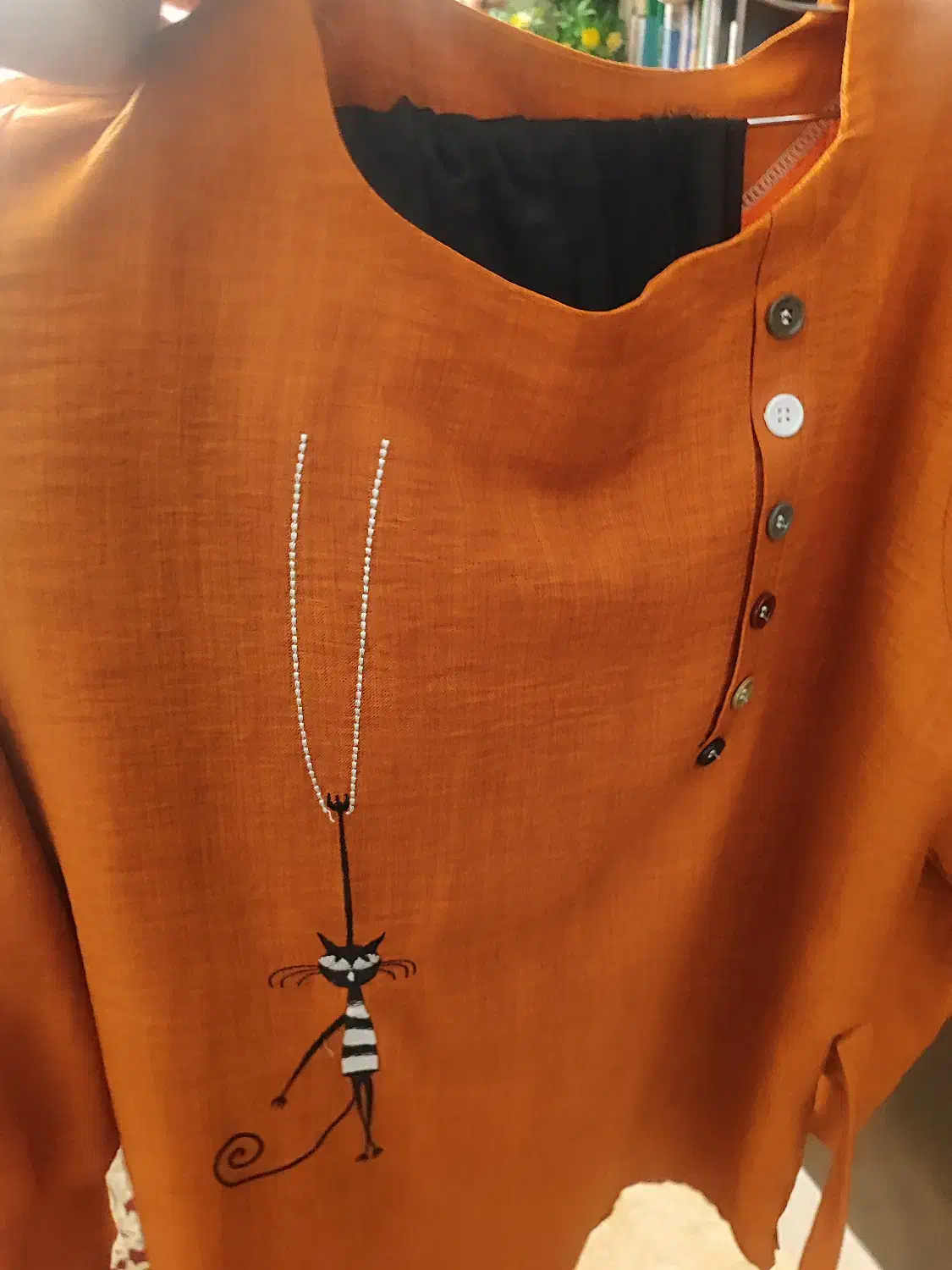 تعدادیلباسزنانهنو|لباس|کاشان, درب اصفهان|دیوار