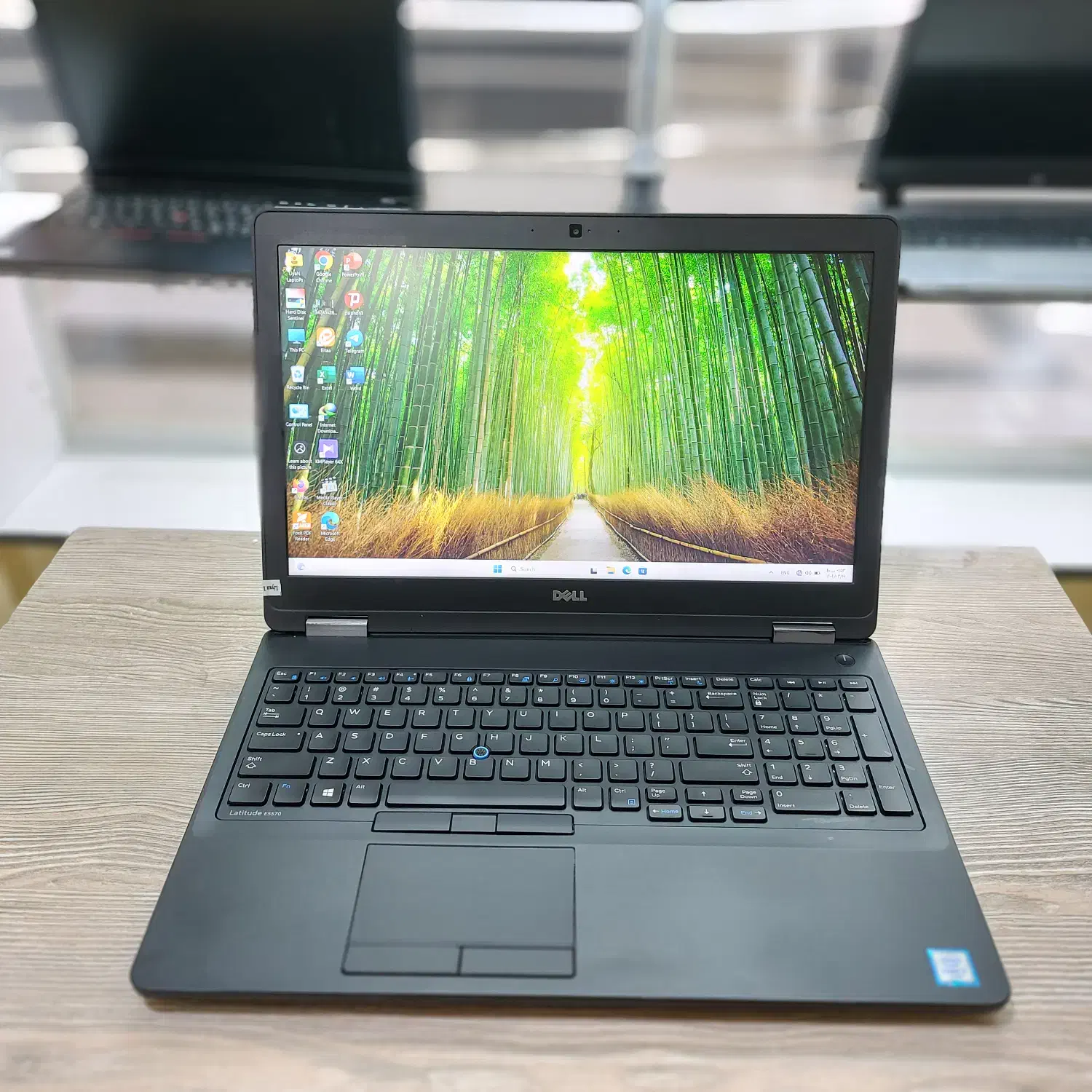 لپتاپ دل  CORE I7 با ۲ گیگ گرافیک مجزا بسیار تمیز|رایانه همراه|اردبیل, |دیوار