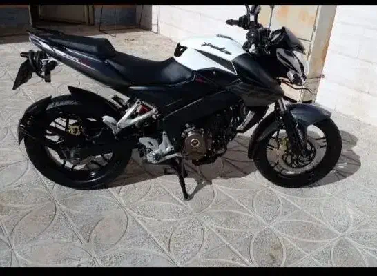 موتور NS200|موتورسیکلت|سنندج, |دیوار