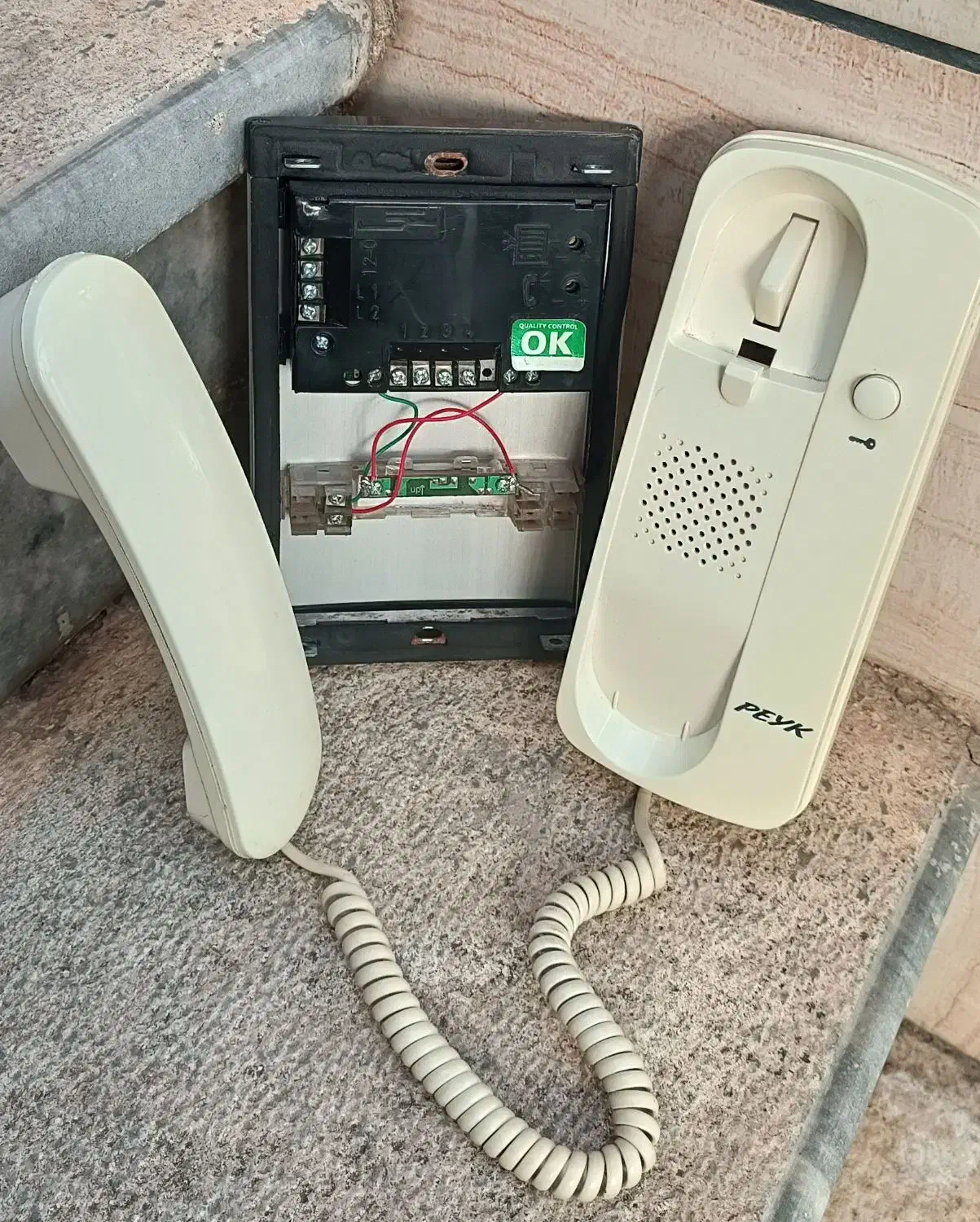 آیفون الکترو پیک|صوتی و تصویری|خوی, |دیوار