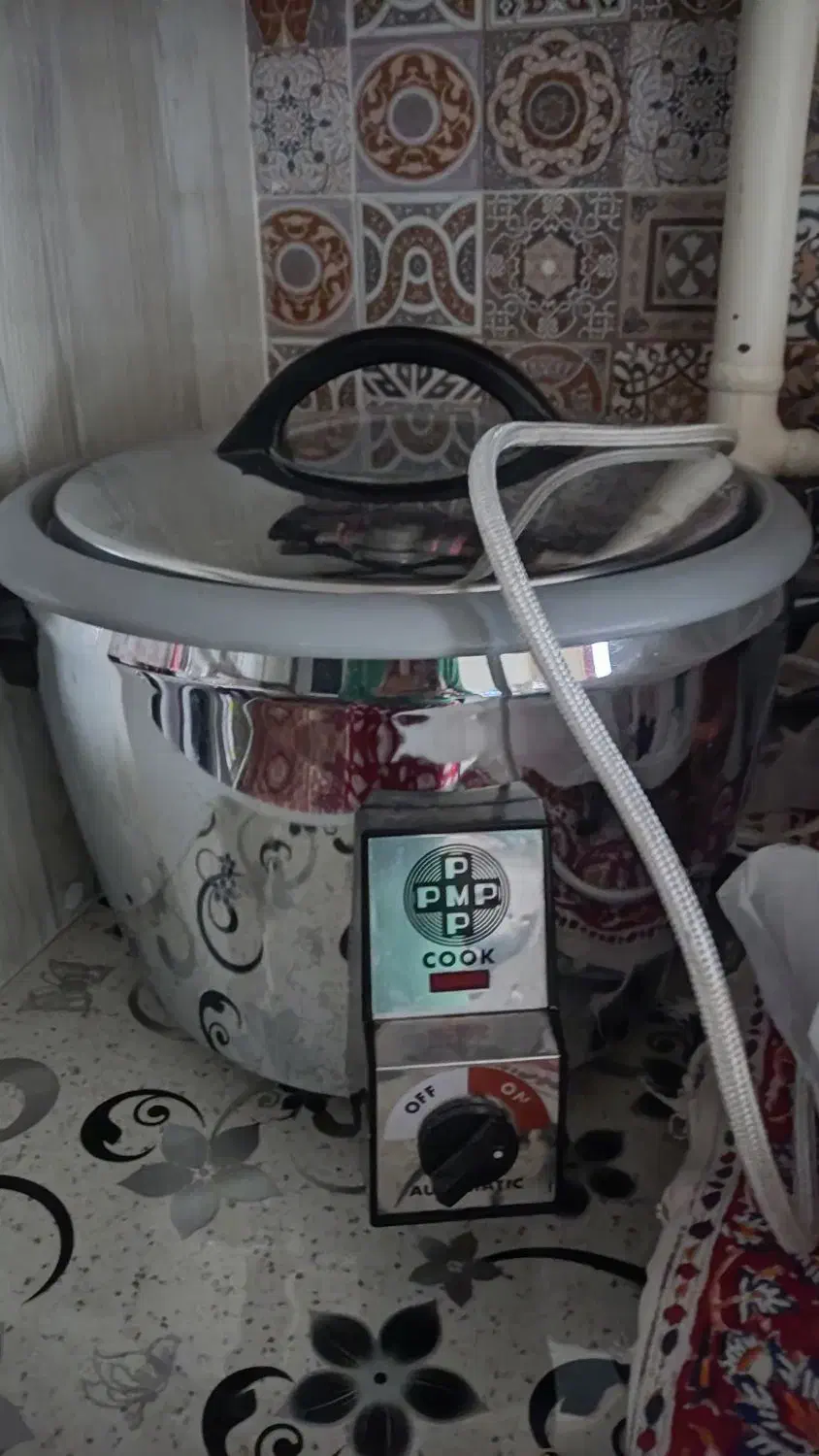 پلوپز|ظروف پخت‌وپز|تبریز, |دیوار