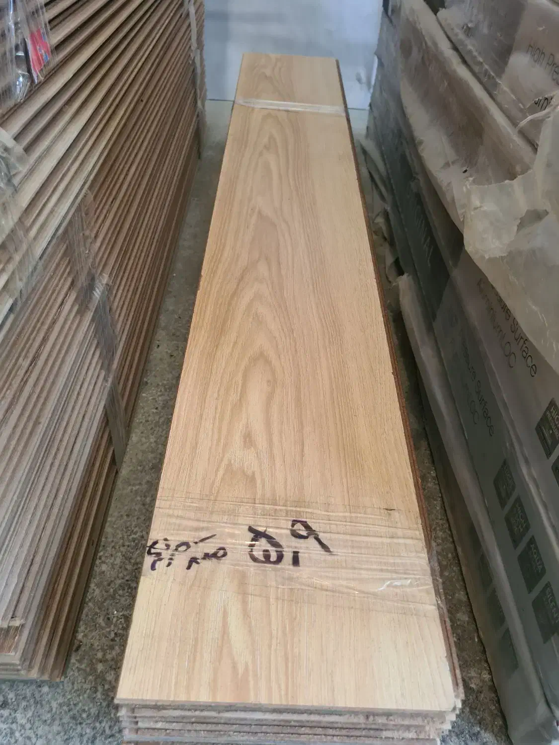 پارکت لمینت ته باری استوک از ۵ تا ۸ متر مربع حراج|مصالح و تجهیزات ساختمان|کرج, مجتمع صنفی صنعتی|دیوار