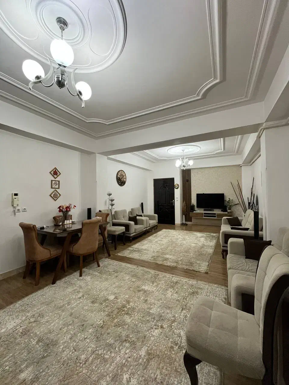 اجاره اپارتمان خوش نقش و بدون پرتی|اجارهٔ آپارتمان|لاهیجان, جمهوری|دیوار