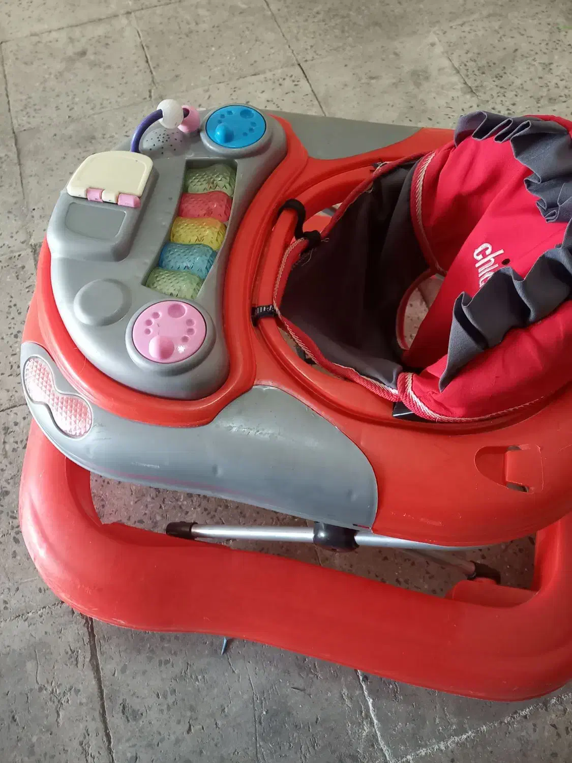 رورویک|کالسکه و لوازم جانبی|ملارد, |دیوار