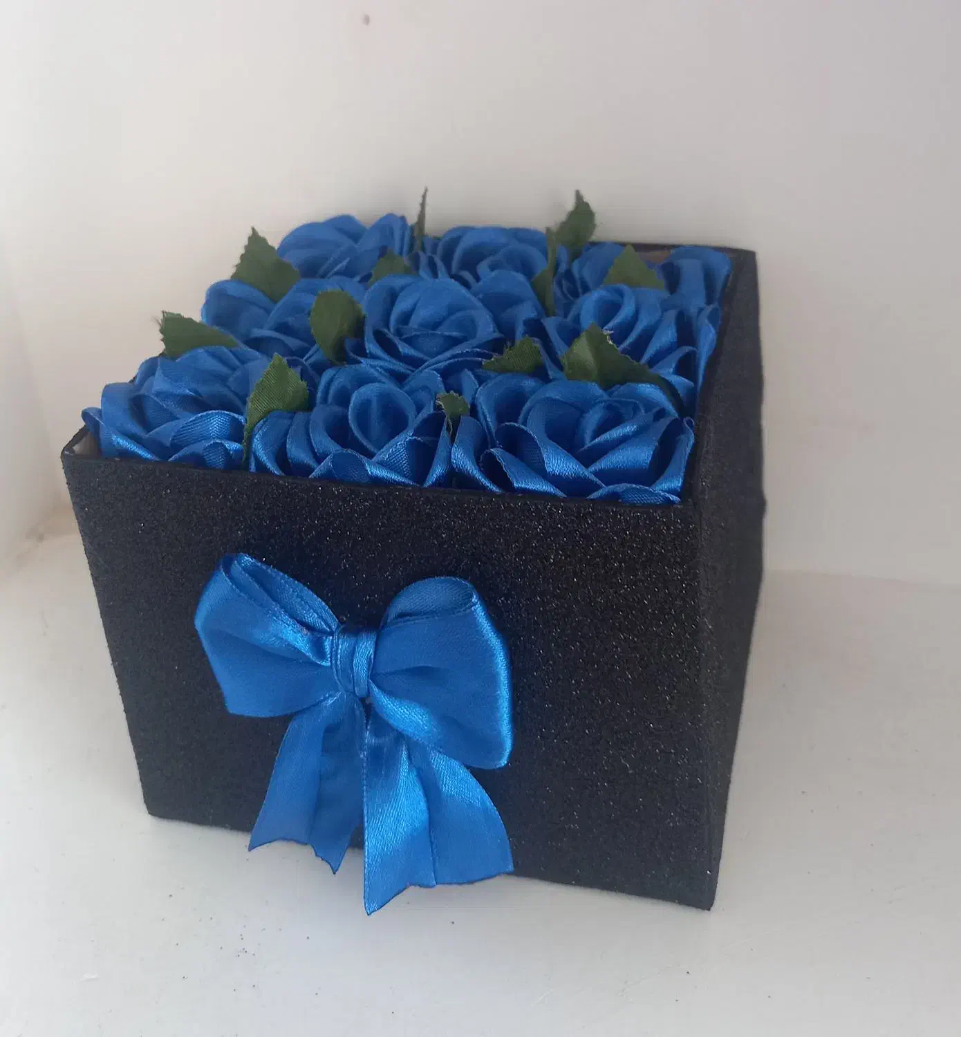 باکس گل روبانی آبی|گل مصنوعی|فیروزآباد (فارس), |دیوار