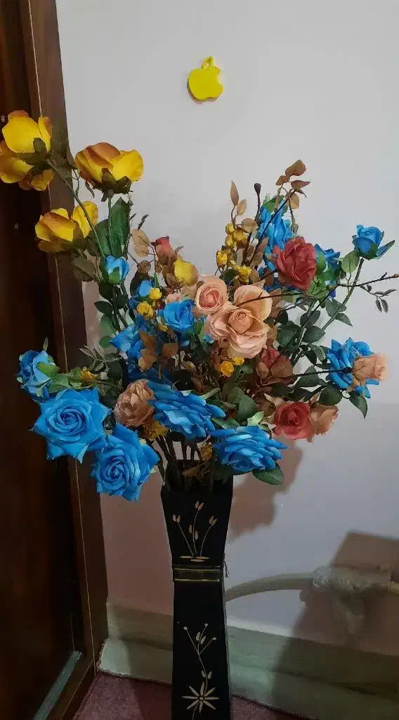 گل رز آبی|گل مصنوعی|بروجرد, |دیوار