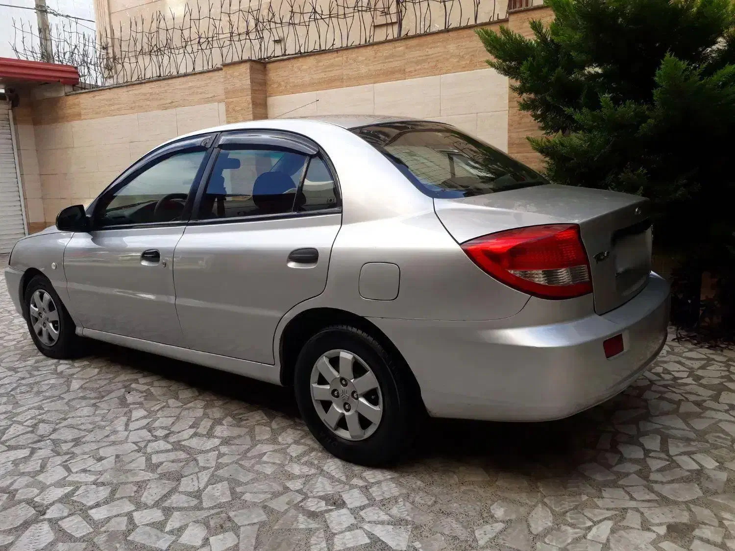 ریو ۸۷ تمیز و سالم|خودرو سواری و وانت|رشت, فلسطین|دیوار