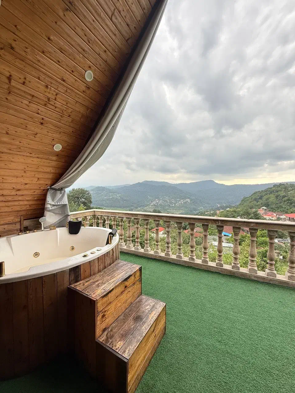 اجاره کلبه جکوزی دار در منطقه لفور|اجارهٔ کوتاه‌مدت ویلا و باغ|آلاشت, |دیوار