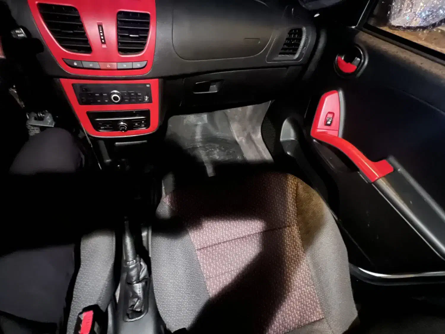 کوییک R ۱۴۰۱|خودرو سواری و وانت|تهران, شهرک چیتگر|دیوار