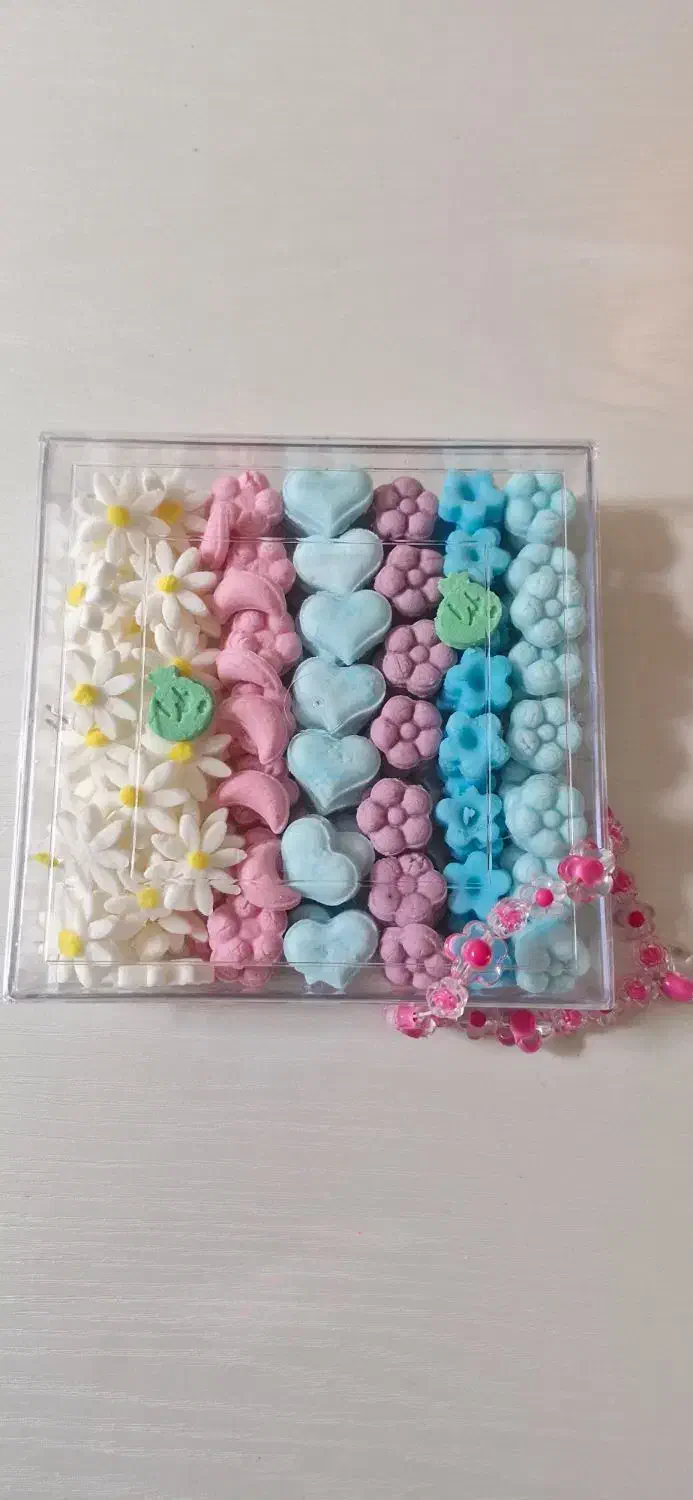 شکلات نبات قند|خوردنی و آشامیدنی|خوی, |دیوار