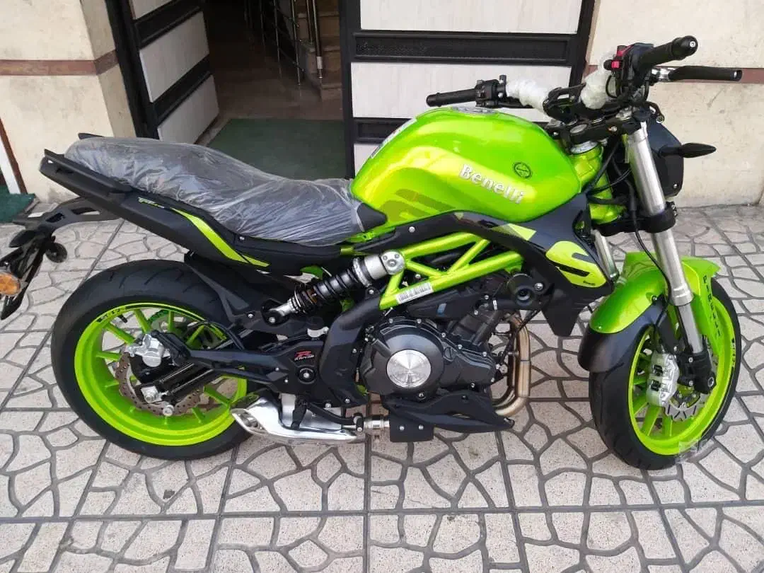 بنلی ۳۰۰ صفر|موتورسیکلت|تهران, تهرانپارس غربی|دیوار