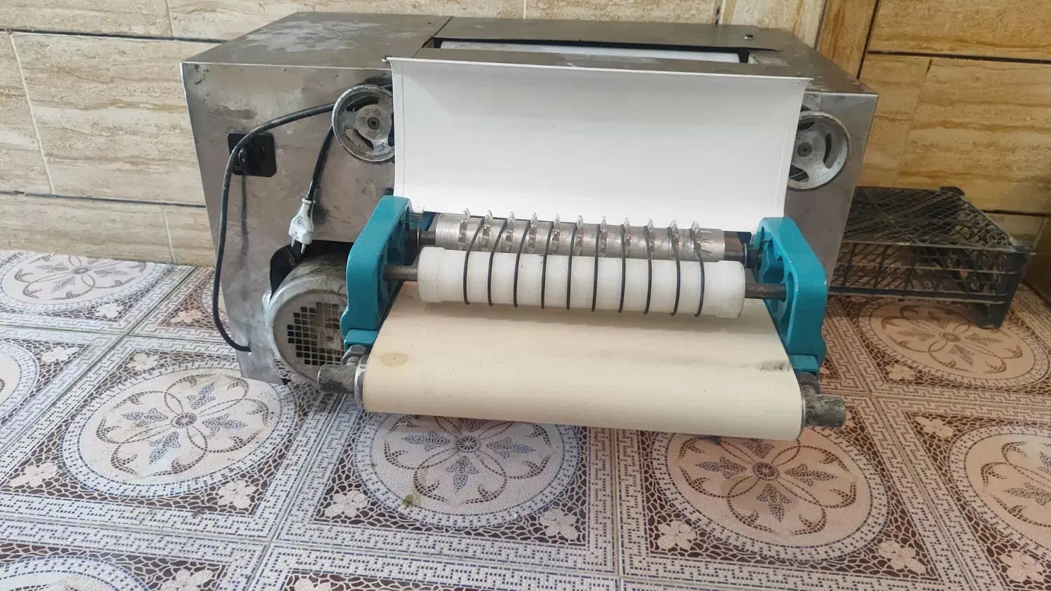 پهن کن خمیر|ماشینآلات صنعتی|لردگان, |دیوار