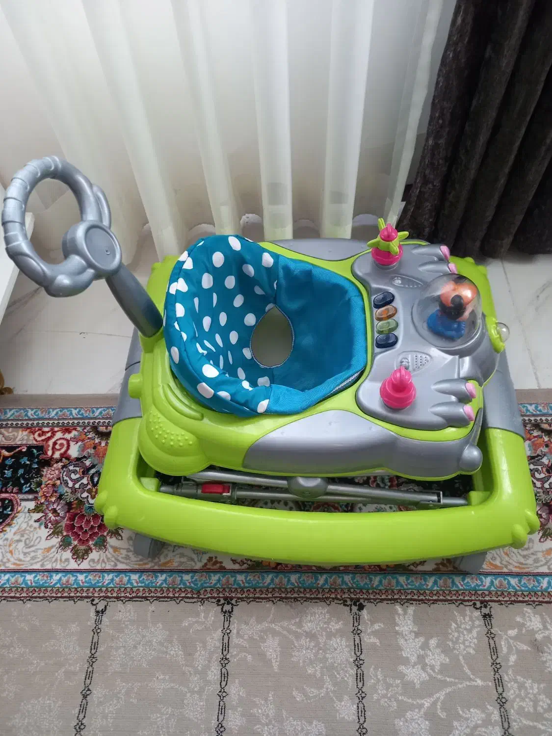 روروئک|کالسکه و لوازم جانبی|شیروان (خراسان), |دیوار