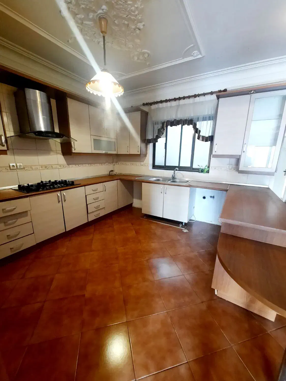 گلسار فلکه گلایل خ 119 سه خواب 130 متری|اجارهٔ آپارتمان|رشت, کاکتوس|دیوار