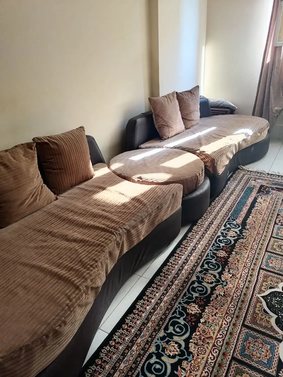 فروش فرش و مبل درحد نو|فرش|شیراز, فرگاز|دیوار