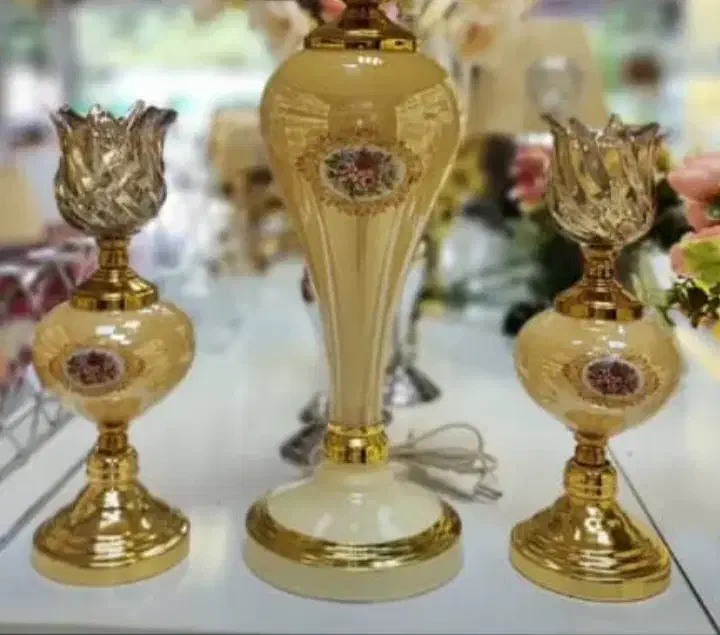 شمعدان جفت|چراغ خواب و آباژور|خرمآباد (تنکابن), |دیوار