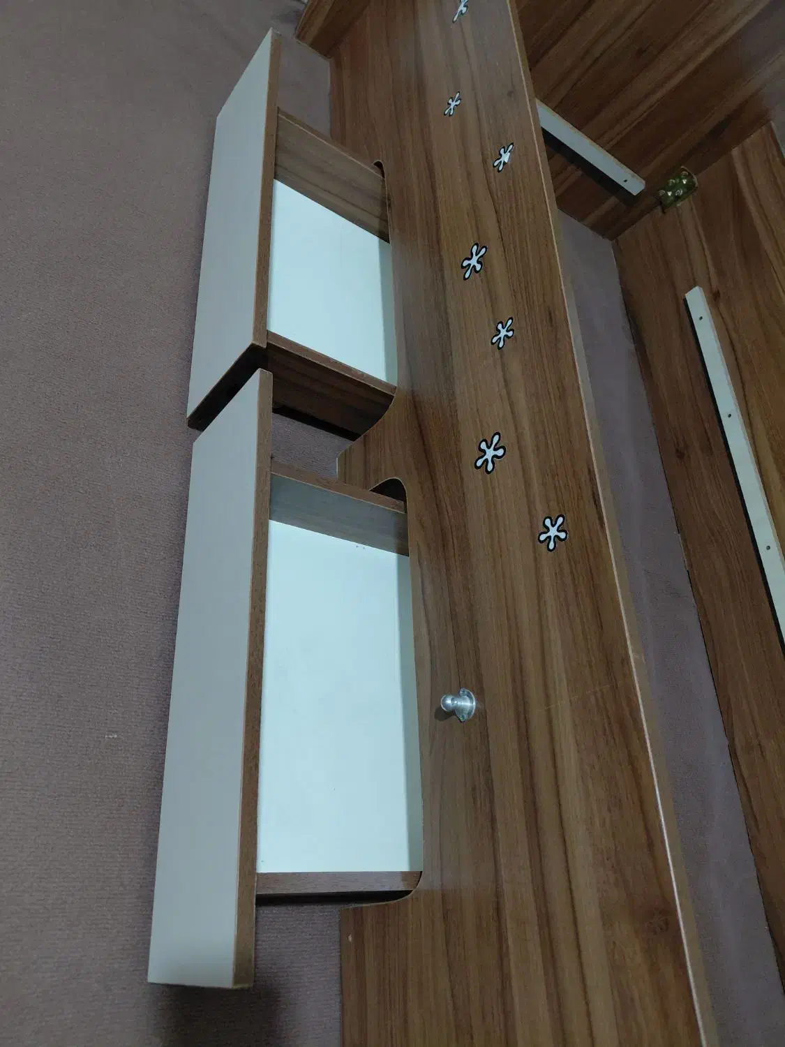 تخت یکنفره بدون تشک|تخت و سرویس خواب|رودبار, |دیوار