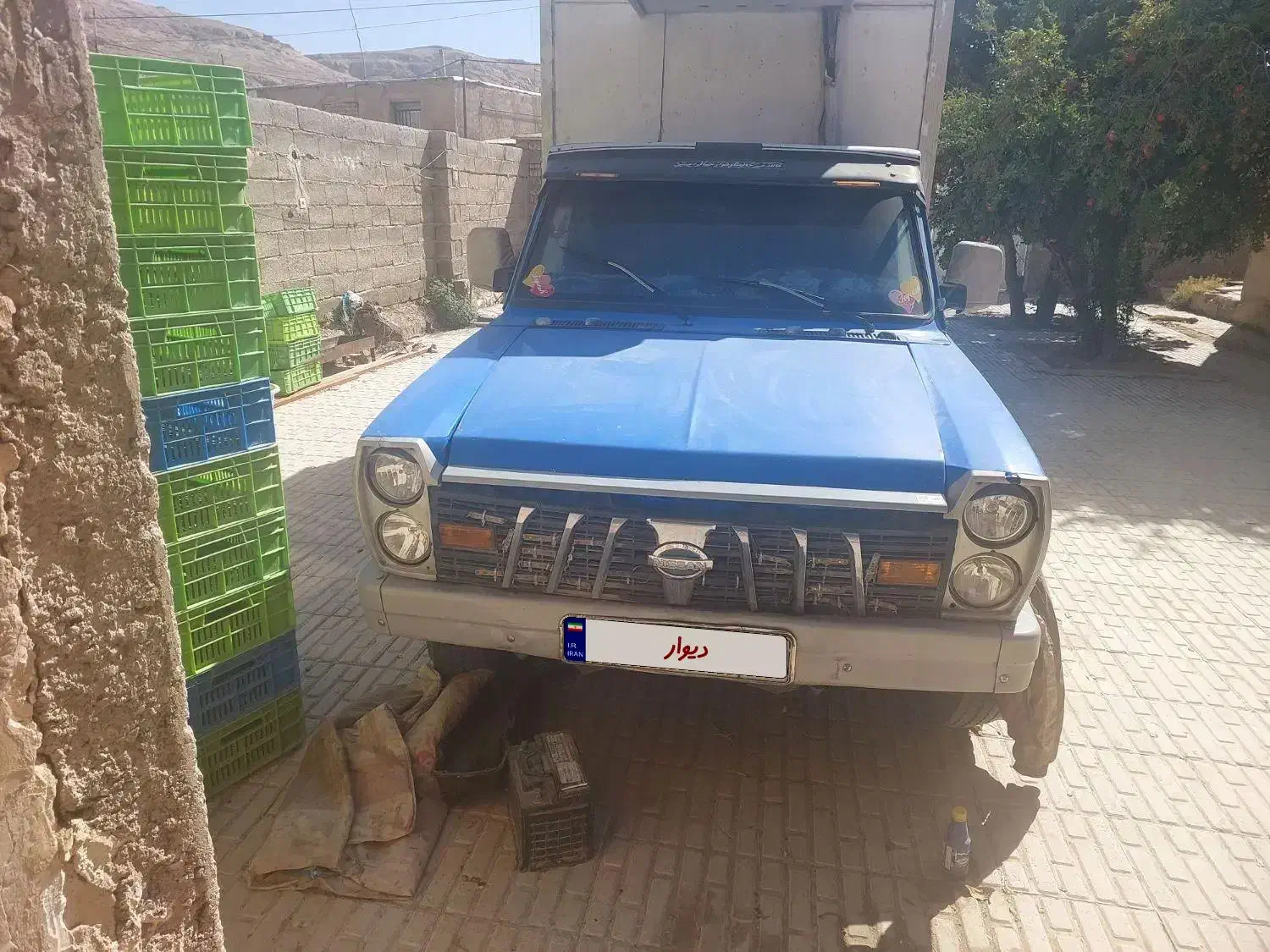 نیسان یخچالی|خودرو سواری و وانت|مرودشت, نقش رستم|دیوار