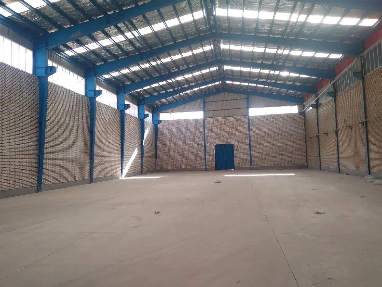 اجاره سوله کارگاهی  ۷۵۰ متری|اجارهٔ دفتر صنعتی، کشاورزی، تجاری|آبیک, |دیوار