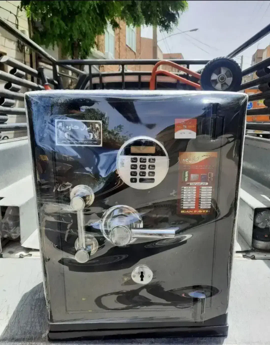 اولین نمایندگی گاوصندوق های خانگی و/فروشگاهی/رفاهی|ابزارآلات|یزد, |دیوار