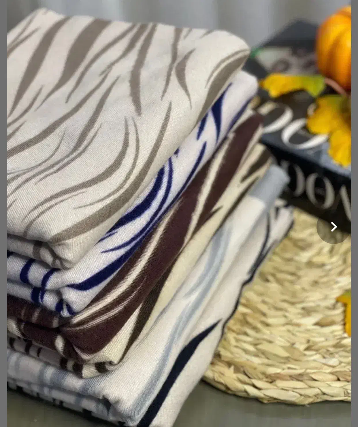 شال و روسری|لباس|تربت جام, شهید مدرس|دیوار