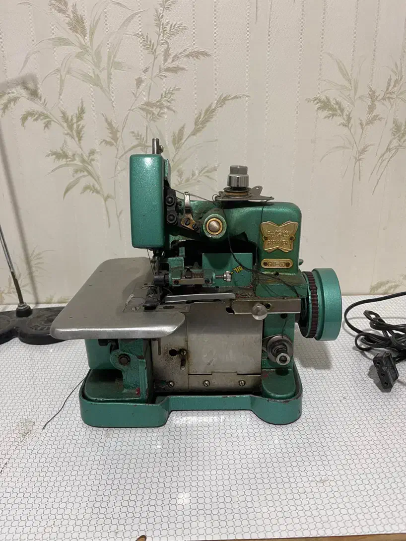 سردوز پروانه|چرخ خیاطی و ریسندگی|اراک, |دیوار