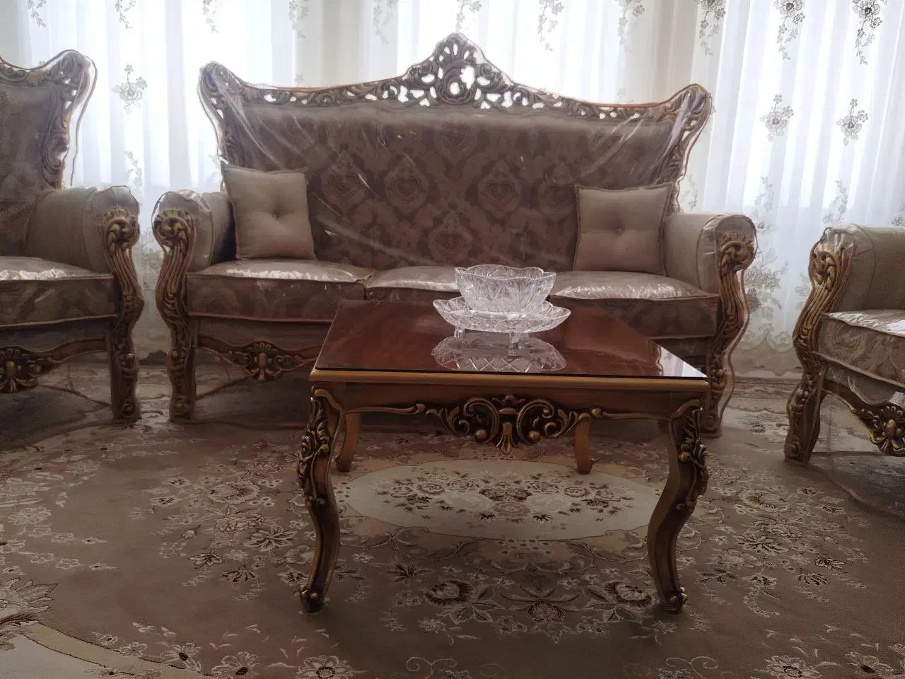 باسلام ۱دست کار۹نفره(خام رنگ نشده)این مدل کاردارم|مبلمان خانگی و میز عسلی|قم, کوه سفید|دیوار
