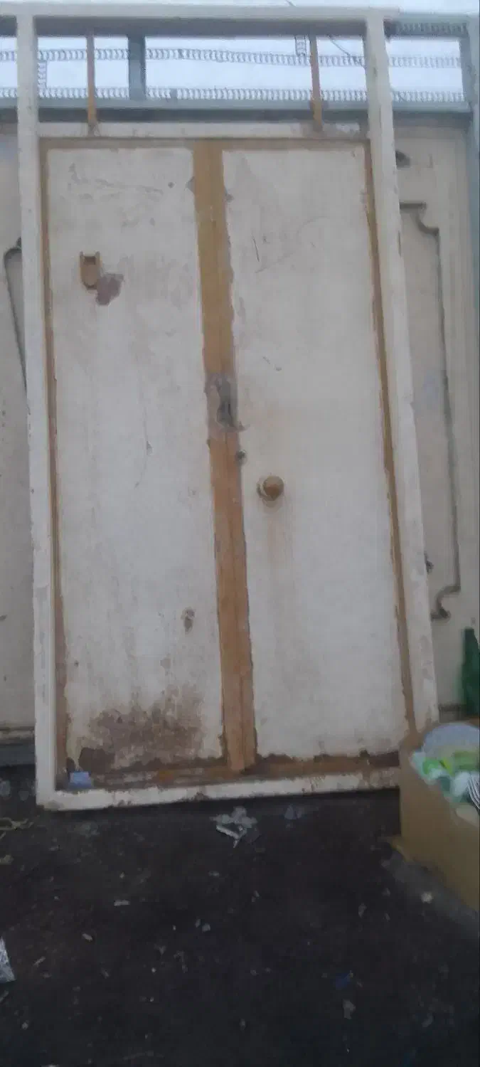 درب حیاط اهنی|مصالح و تجهیزات ساختمان|خوی, |دیوار